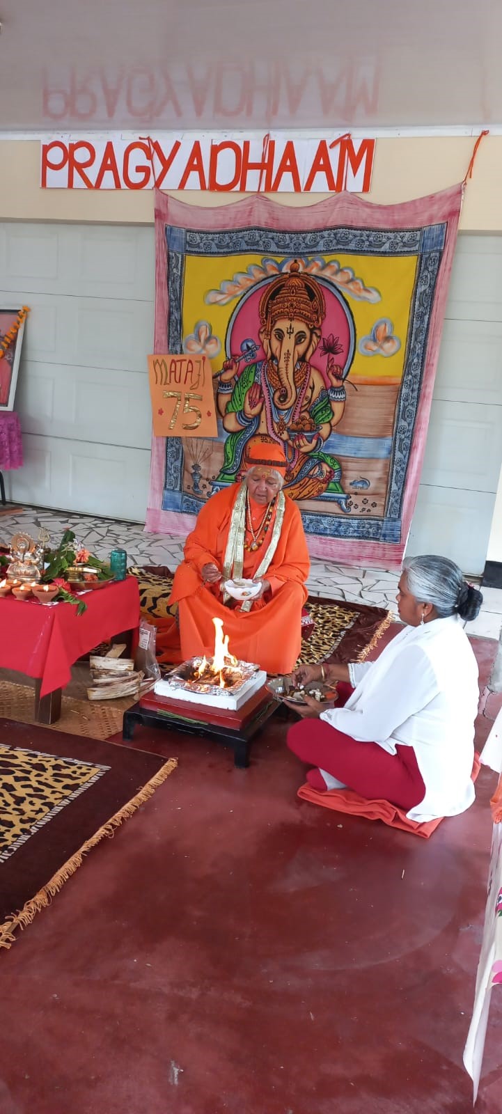 Artikelen Pragyadhaam Spiritueel centrum Suriname foto